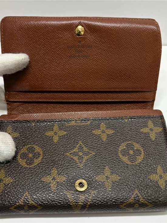 Louis Vuitton Handbags - Louis Vuitton Monogram Canvas Brown & Gold Snap Wallet